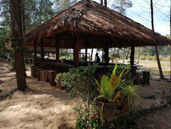 Peter Bar & Restaurant